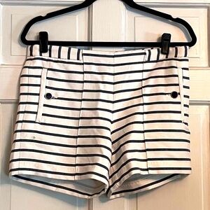 Dalia size 6 Women’s Shorts